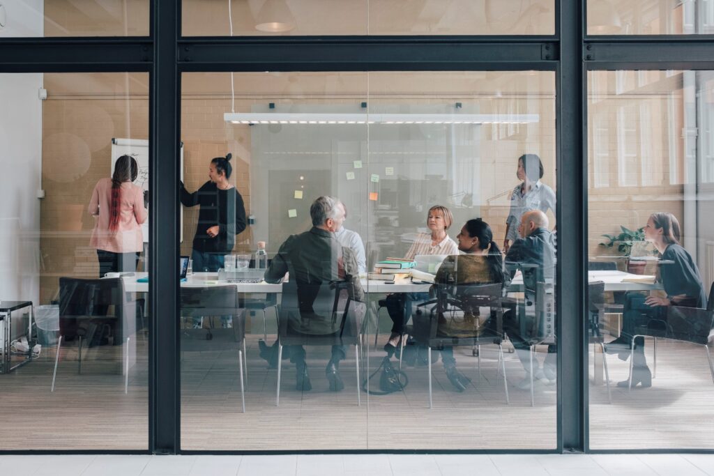 tekoälyn hyödyntäminen liiketoiminnassa